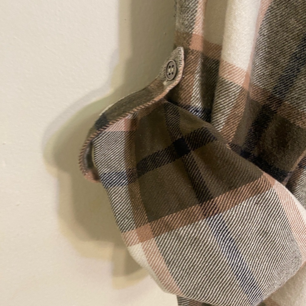 Hester & Orchard Women's Button-up Olive Plaid Shirt/Jacket - Size XL - Picture 3 of 8